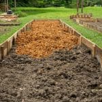Magaságyás feltöltése: A megfelelő talajkészítés fontossága